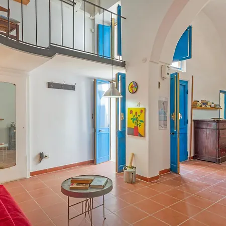 Guesthost - Casa Paola Cannole