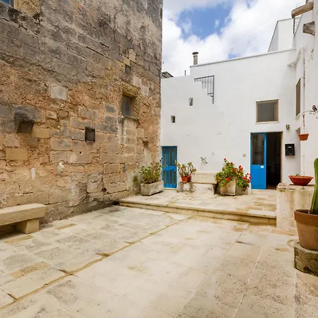 Guesthost - Casa Paola Cannole